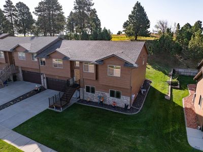 6521 Muirfield Dr, Townhouse with 4 bedrooms, 3 bathrooms and null parking in Rapid City SD | Image 2