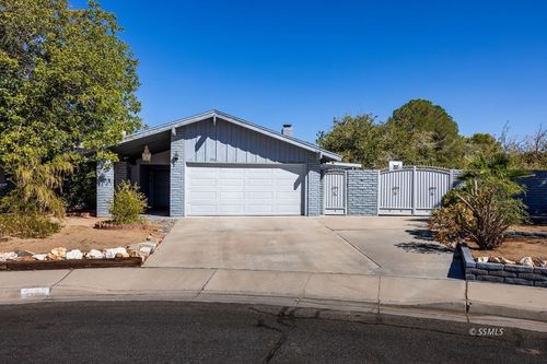 1106 Randall, Ridgecrest, CA, 93555 | Card Image