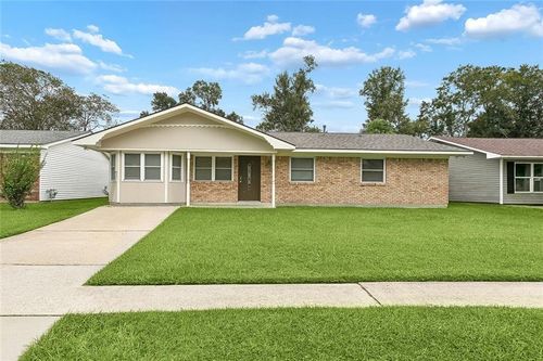 127 Whitehall Dr, Slidell, LA, 70458-4736 | Card Image