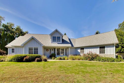 3 Muirfield Dr, Michigan City, IN, 46360-1823 | Card Image