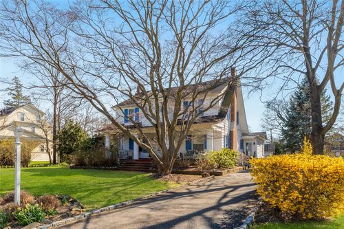 147 S Windsor Ave, Brightwaters, NY, 11718-1508 | Card Image