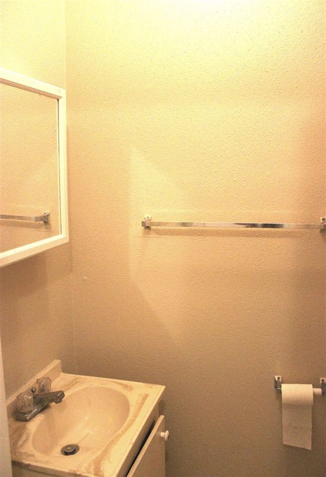8642 Glen Meadow Ln, Condo with 2 bedrooms, 2 bathrooms and null parking in Beaumont TX | Image 10