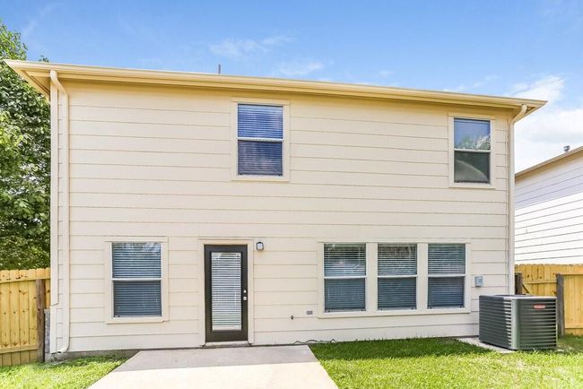 22910 Twisting Pine Dr, House other with 4 bedrooms, 3 bathrooms and 2 parking in Spring TX | Image 17