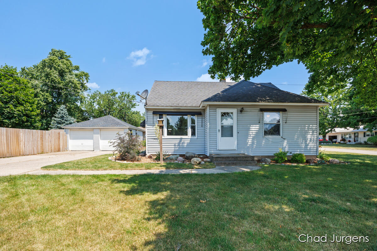 Rypens Dr, Grand Rapids, MI 49534
