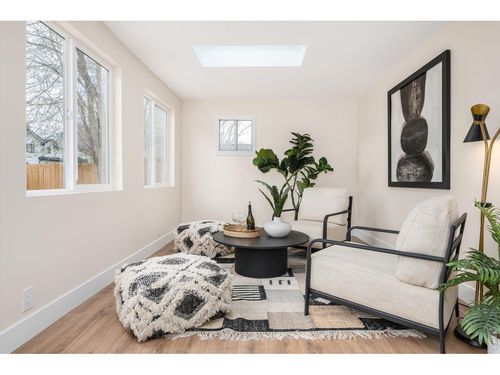 2015 N Monaco St Pkwy, Denver, CO, 80207 | Card Image