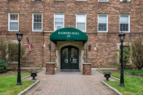 apt-1h-25 Parkview Ave, Yonkers, NY, 10708-2916 | Card Image