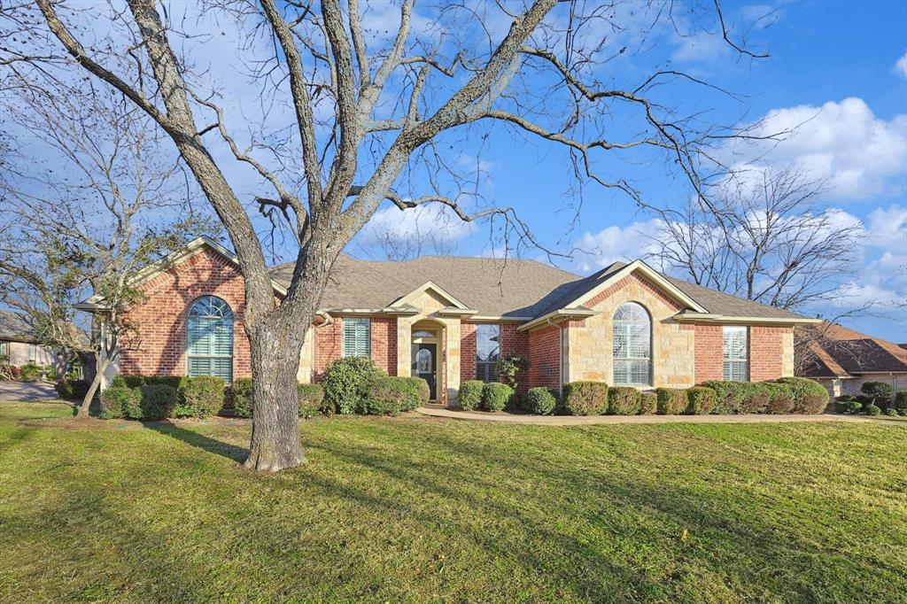 Monticello Dr, Granbury, TX 76049