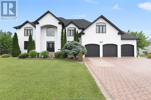 2865 Trafalgar Crt, Oldcastle, ON, N0R1L0 | Card Image