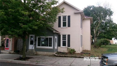 421 Market St, Brookville, OH, 45309-1821 | Card Image