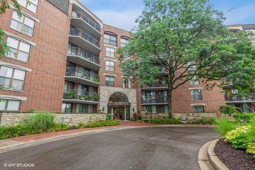 606-511 Aurora Ave, Naperville, IL, 60540-6292 | Card Image