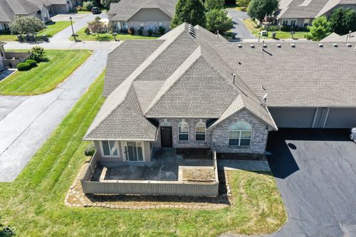 7645 Briarstone Ln, Indianapolis, IN, 46227-5427 | Card Image