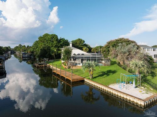 1672 Kauai Ct, Gulf Breeze, FL, 32563-4907 | Card Image