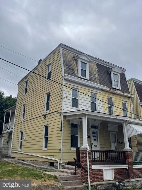 22 Frank S Brown Blvd, STEELTON, PA, 17113-2211 | Card Image