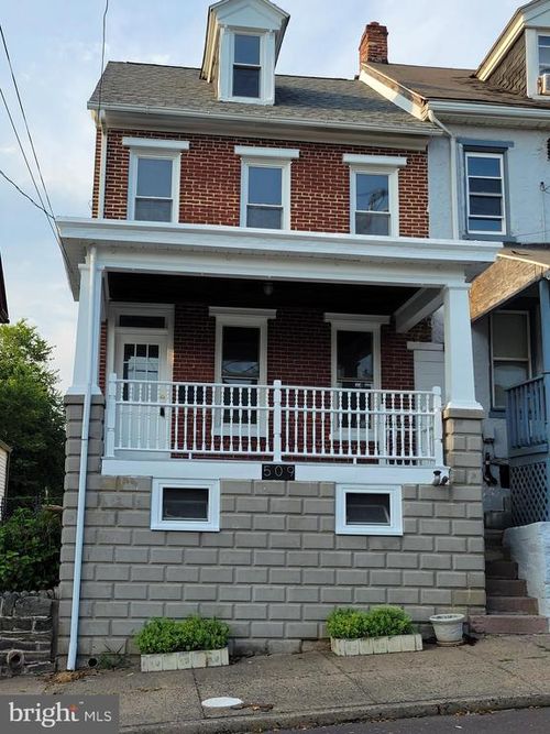509 Lincoln Ave, POTTSTOWN, PA, 19464-4725 | Card Image