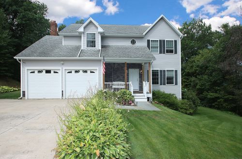 250 Blackberry Hill Rd, Beacon Falls, CT, 06403-1274 | Card Image