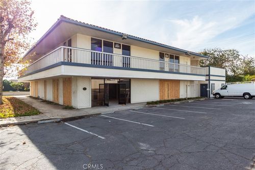 201-715 N Mountain Avenue, Upland, CA, 91786 | Card Image