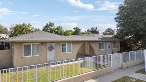 540 W Shamrock St, Rialto, CA, 92376-4038 | Card Image