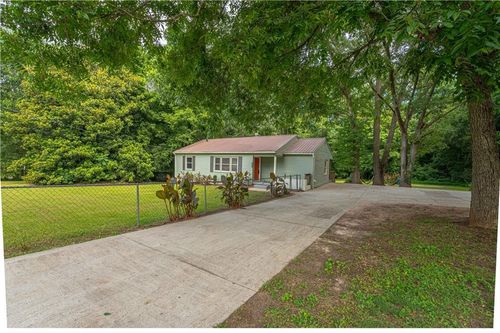 2256 Perkerson Mill Rd, AUSTELL, GA, 30106-2853 | Card Image
