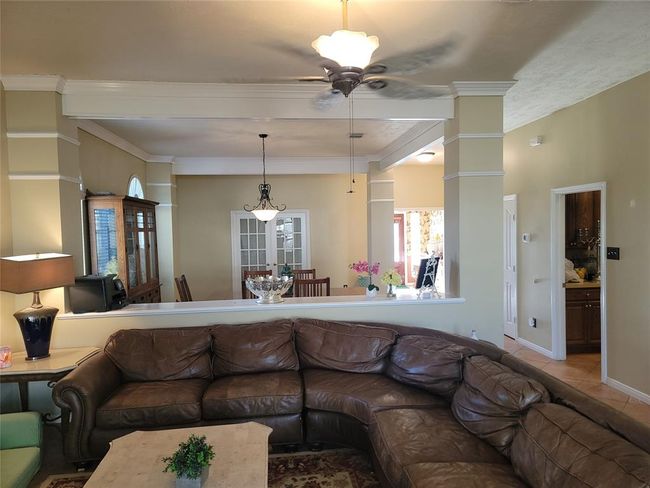 3501 Carson Ct, House other with 4 bedrooms, 3 bathrooms and 4 parking in Pearland TX | Image 5