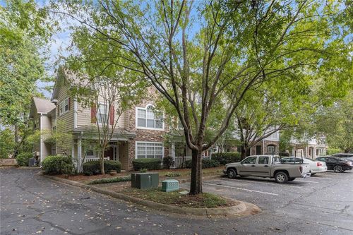 925 Sandringham Dr, Alpharetta, GA, 30004-4976 | Card Image