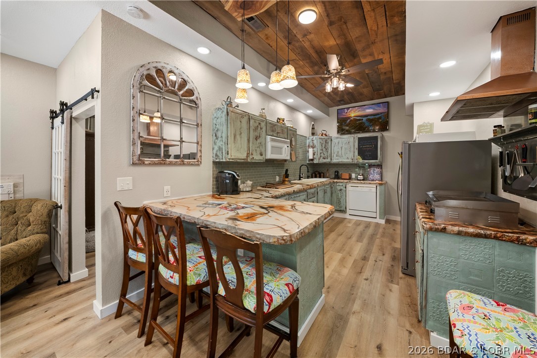 Residential in Sunrise Beach 2