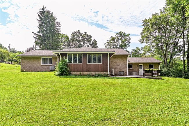 483 Twin Lakes Road, House other with 3 bedrooms, 2 bathrooms and 4 parking in Unity Twp PA | Image 5