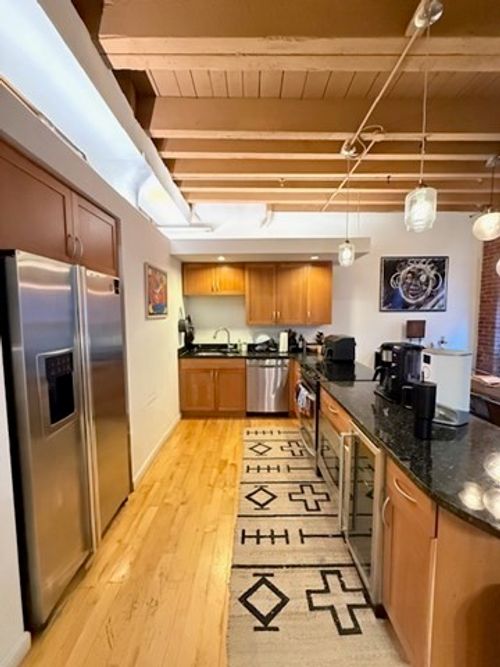 2b-111 Beach St, Boston, MA, 02111-2514 | Card Image