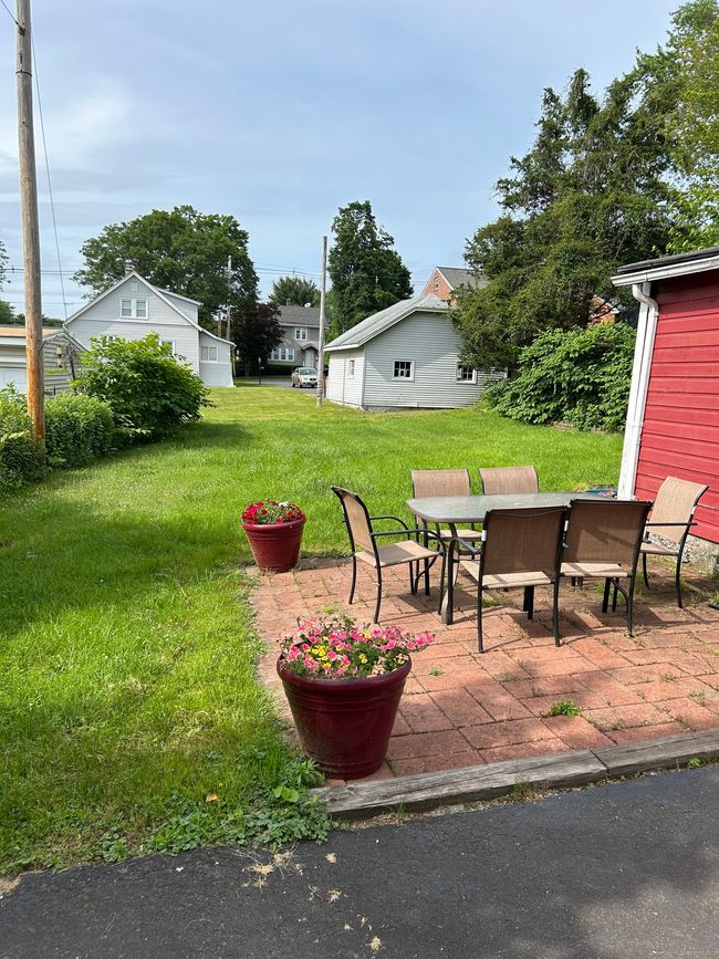 A - 66 Wallace Row, Home with 2 bedrooms, 1 bathrooms and 1 parking in Wallingford CT | Image 19