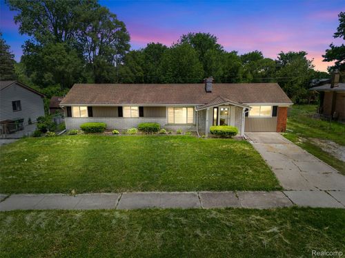 51056 Fairlane Drive, Shelby Charter Township, MI, 48316 | Card Image