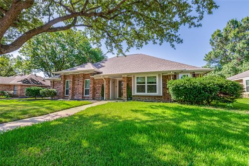 1904 Oakbluff Dr, Carrollton, TX, 75007-1510 | Card Image