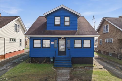 983 Garden St Nw, Warren, OH, 44485-2461 | Card Image