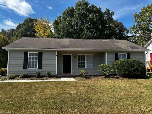 2711 Ingleside Dr, High Point, NC, 27265-2854 | Card Image