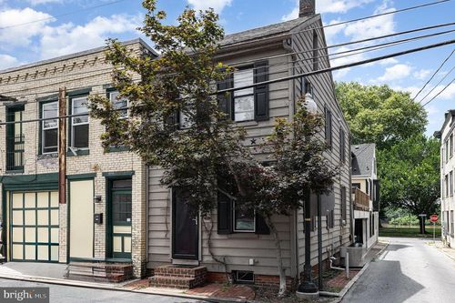 1124 Bartine St, HARRISBURG, PA, 17102-3302 | Card Image