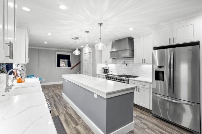 3905 Shady Creek Dr, House other with 4 bedrooms, 3 bathrooms and null parking in Euless TX | Image 8