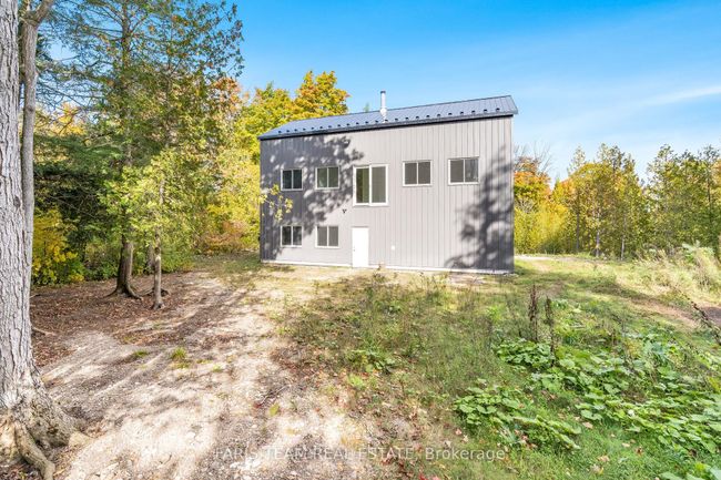 2576 Champlain Rd, House other with 1 bedrooms, 1 bathrooms and 8 parking in Tiny ON | Image 17