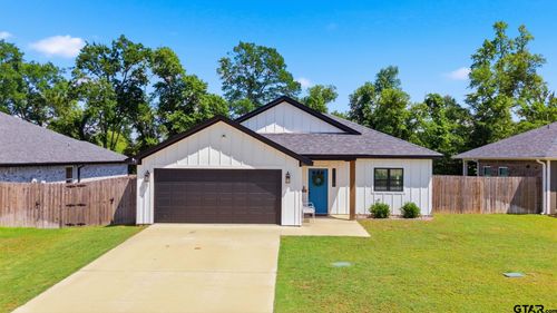 17018 Crossing Cir, Lindale, TX, 75771-1360 | Card Image