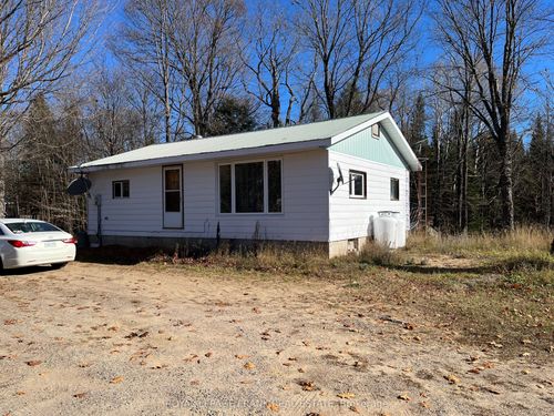 {{alt}} | Card Image