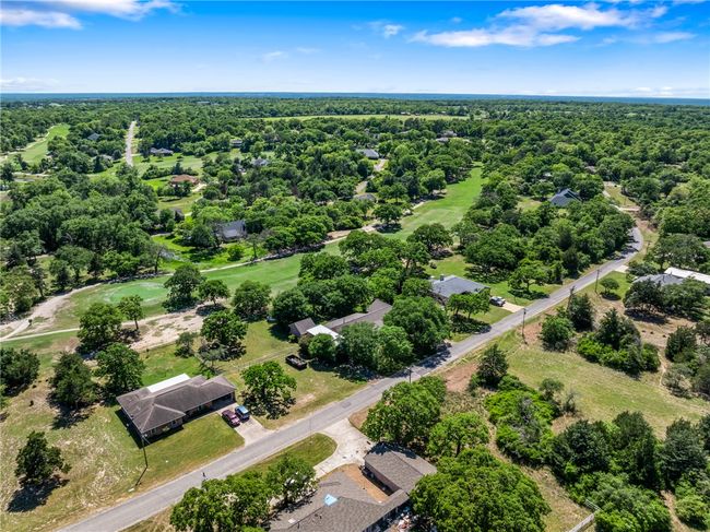 236 N Golfview Dr, House other with 3 bedrooms, 3 bathrooms and null parking in Hilltop Lakes TX | Image 26