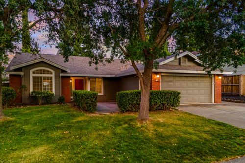 126 Manseau Dr, Folsom, CA, 95630-5240 | Card Image
