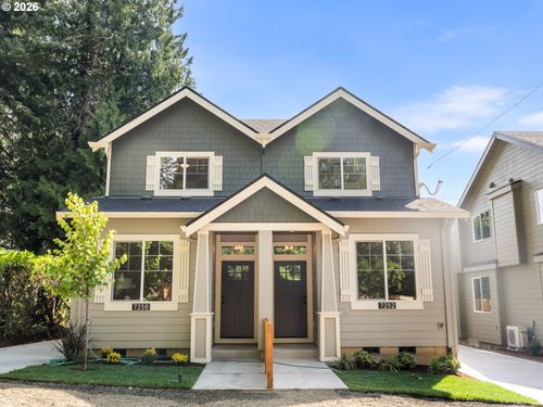 7250 Sw 1st Ave, Portland, OR, 97219 | Card Image