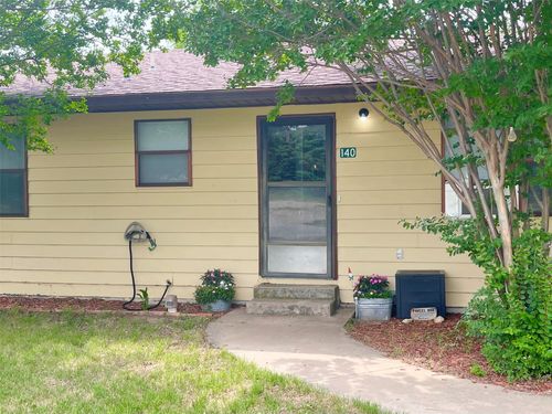 140 S Comanche Dr, De Leon, TX, 76444-2006 | Card Image