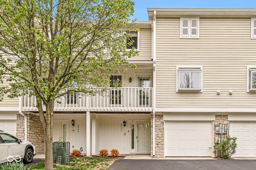 6643 Shore Island Dr, Indianapolis, IN, 46220-1100 | Card Image