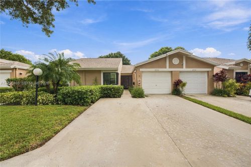 8306-8306 Springlake Dr, Boca Raton, FL, 33496-4901 | Card Image