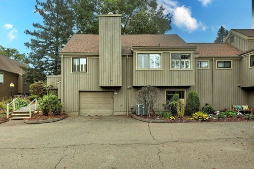 a-195 Bayfield Ln, Stratford, CT, 06614-8181 | Card Image