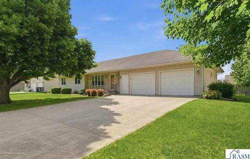 18 Mill Avenue, Minnesota Lake, MN, 56068 | Card Image