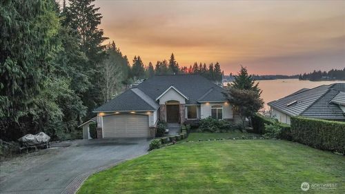 21501 60th St E, Lake Tapps, WA, 98391-8630 | Card Image