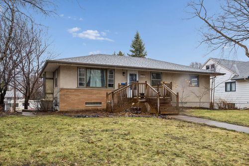 2637 5th Ave E, North Saint Paul, MN, 55109-3121 | Card Image