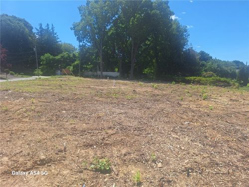1 Kernwood Ave, Johnston, RI, 02919-3550 | Card Image