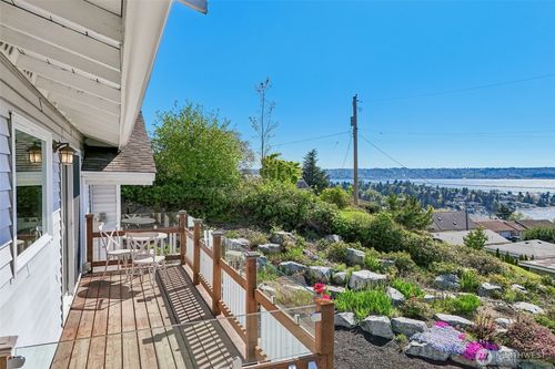 6111 Hawthorne Ter Ne, Tacoma, WA, 98422-1207 | Card Image