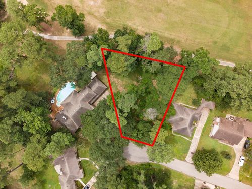 135 Jeb Stuart Ln, Conroe, TX, 77302-1149 | Card Image